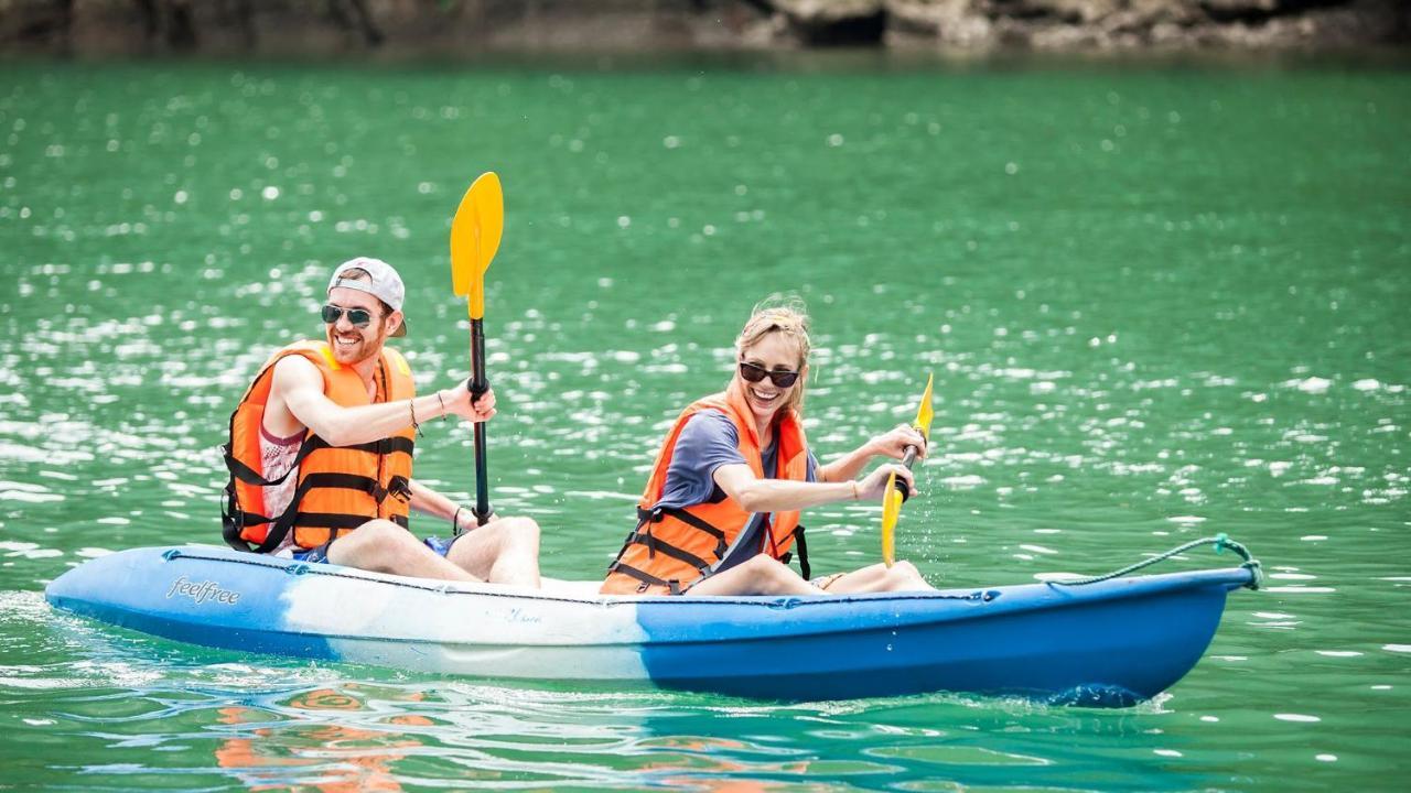 Cat Ba Ocean Cruise Hotel Ha Long Exterior photo